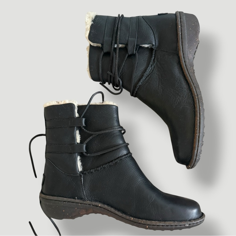 New UGG CASPIA 1932 Black Size 10 - Picture 8 of 16